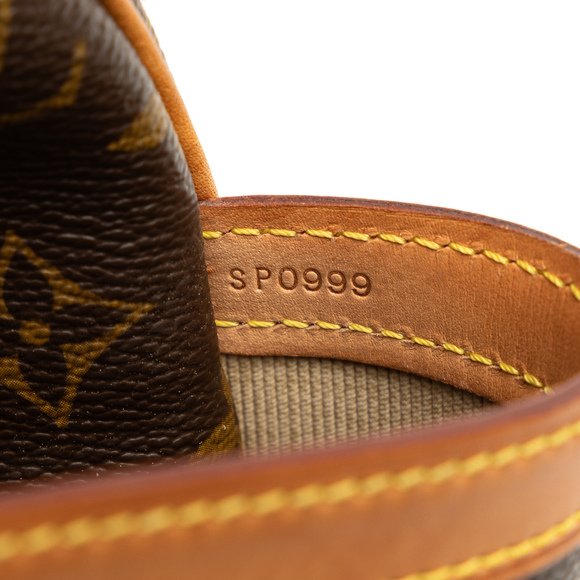 LOUIS VUITTON Monogram Reporter PM Crossbody Bag - Picture 8 of 10